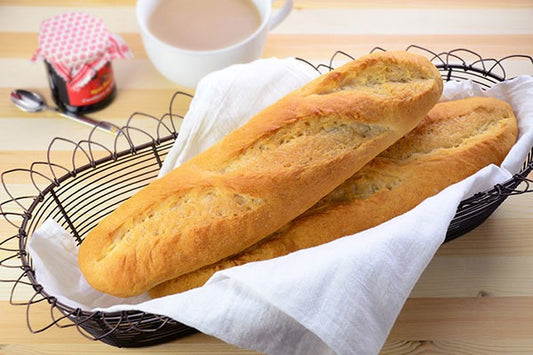 MEDIUM SIZE BAGUETTE BREAD FROZEN (One)